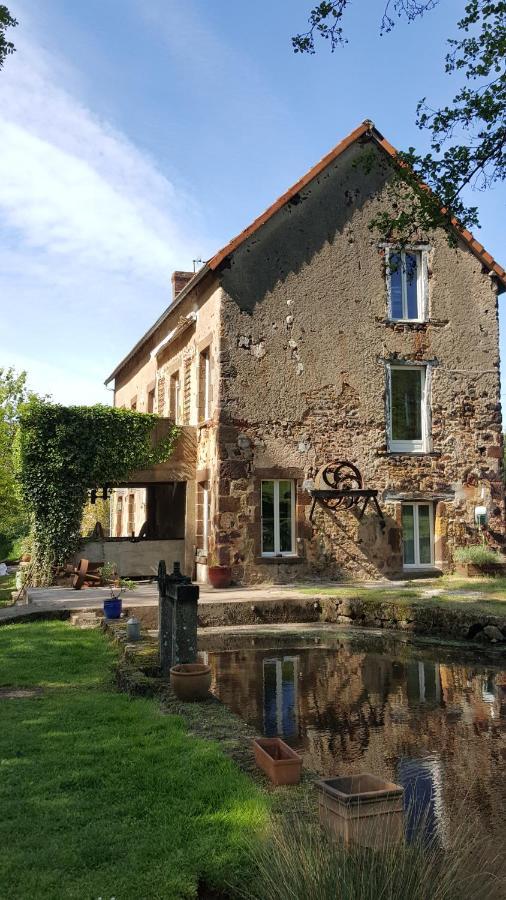 Bed and Breakfast Le Moulin Du Cluzeau Chaillac Exterior foto
